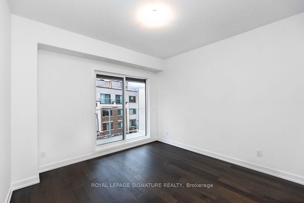 3 Bedrooms Condo at 3074 SIXTH, Oakville For sale
