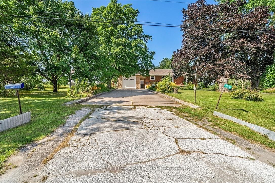 1736 Killarney Beach Road