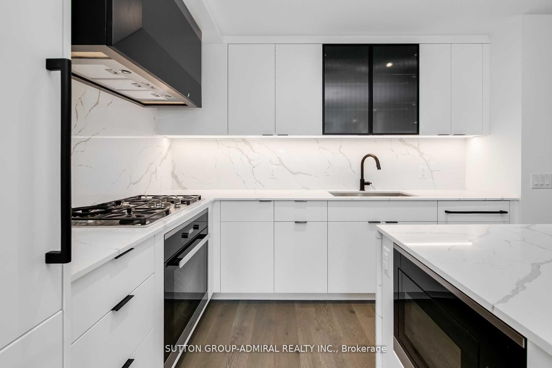 2 Bedrooms Condo at 355 Bedford, Toronto For sale
