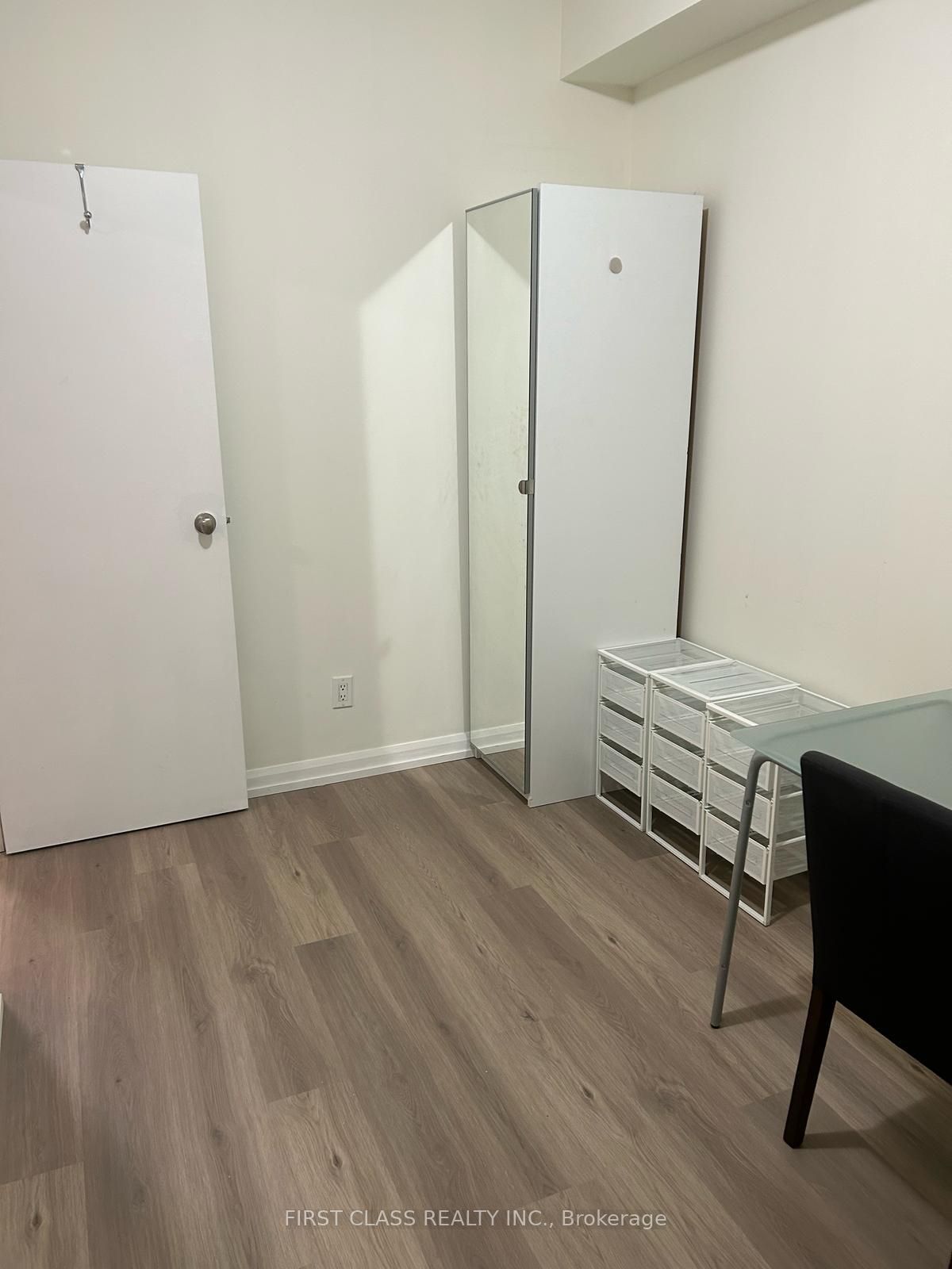 111 Elizabeth Street, #1203