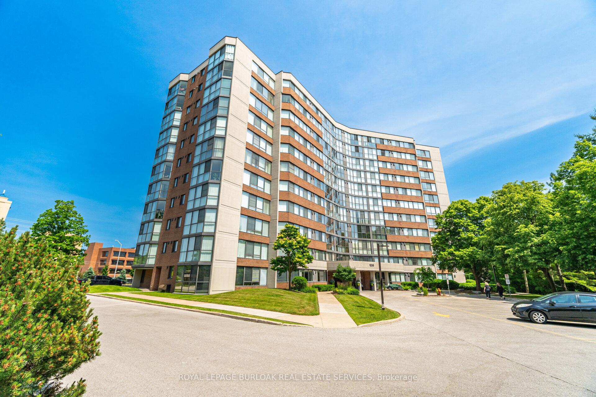 2 Bedrooms Condo at 1230 Marlborough, Oakville For sale