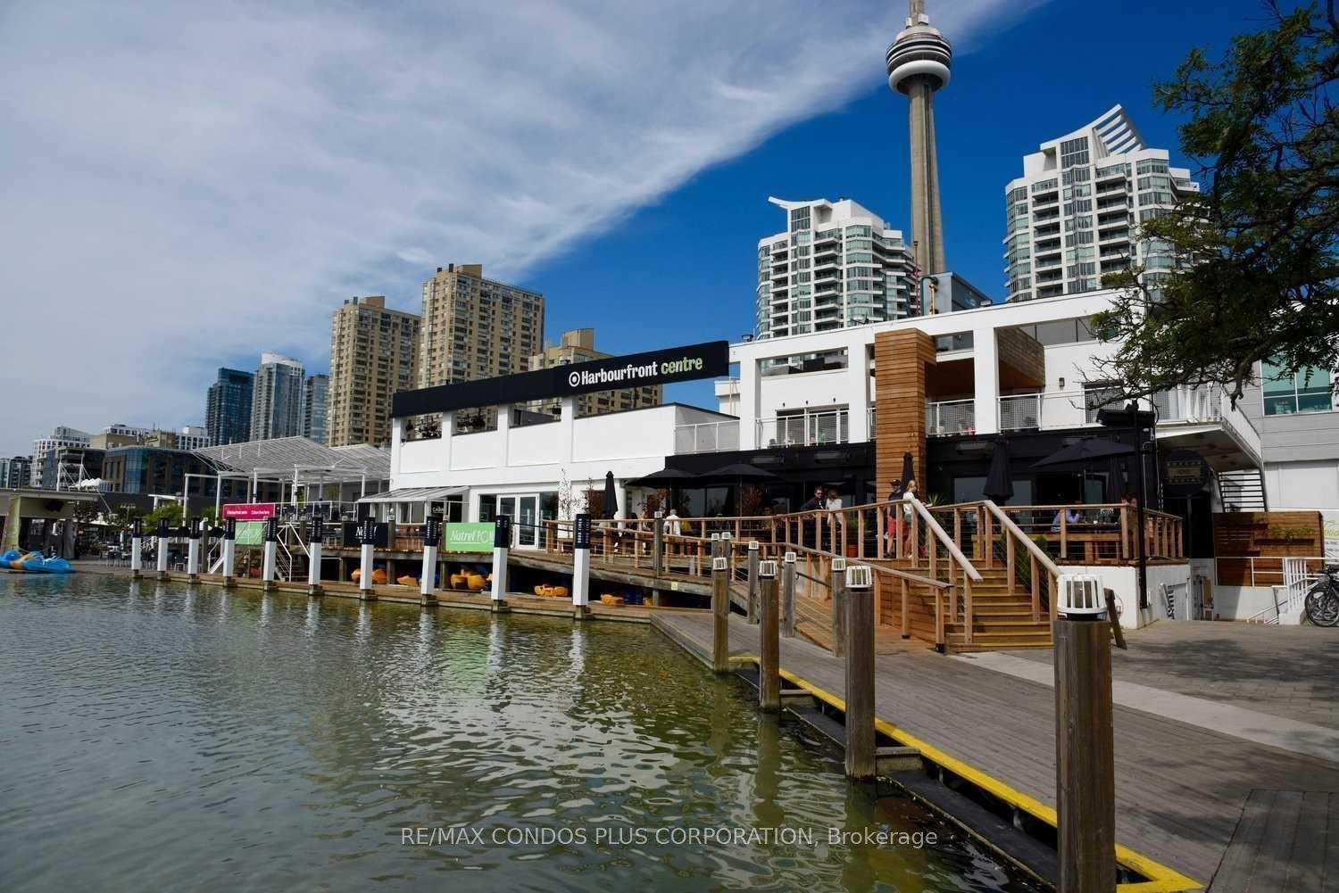1 Bedroom Condo at 230 Queens Quay,  Toronto For sale