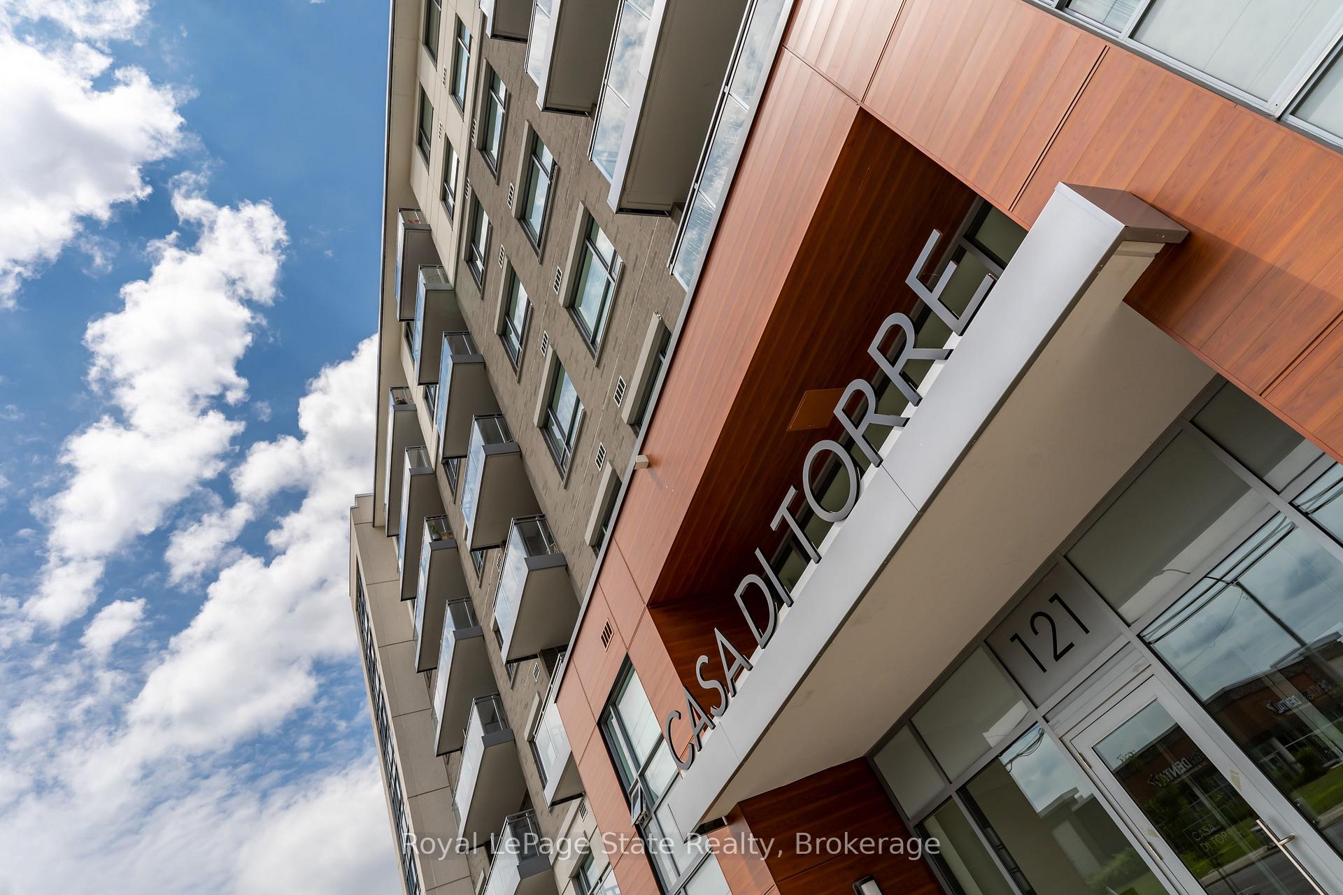 2 Bedrooms Condo at 121 8,  Hamilton For sale
