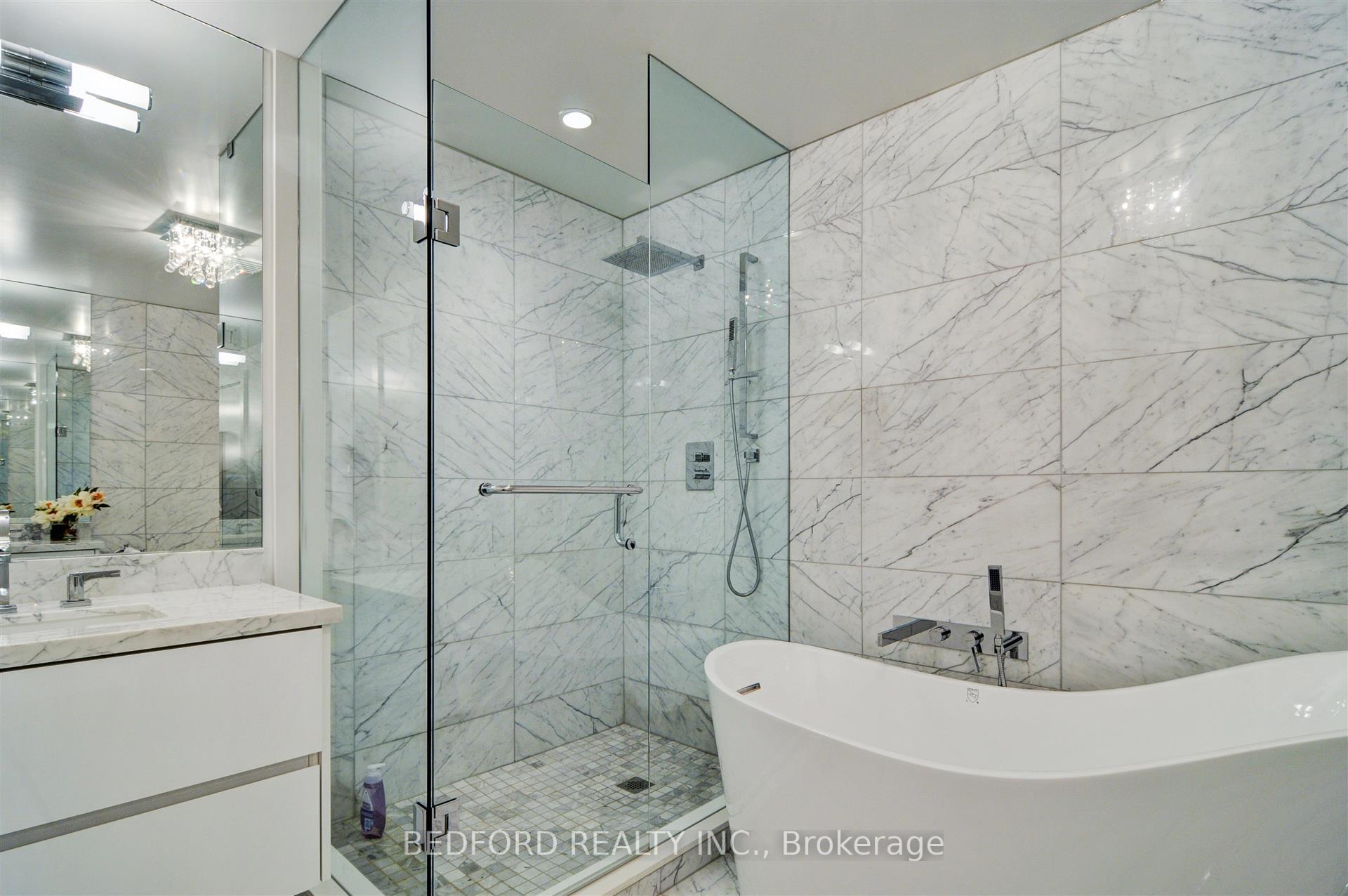 3 Bedrooms Condo at 1 Bedford,  Toronto For sale