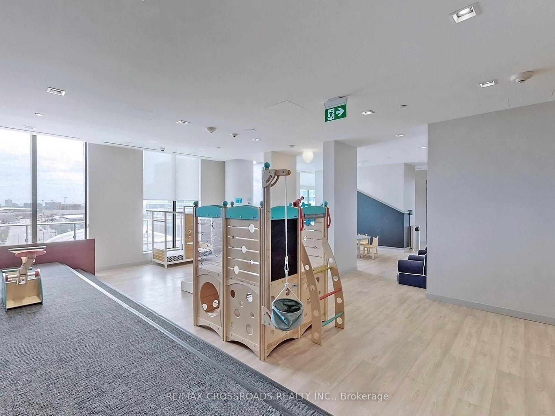 1 Bedroom Condo at 950 Portage, Vaughan For sale