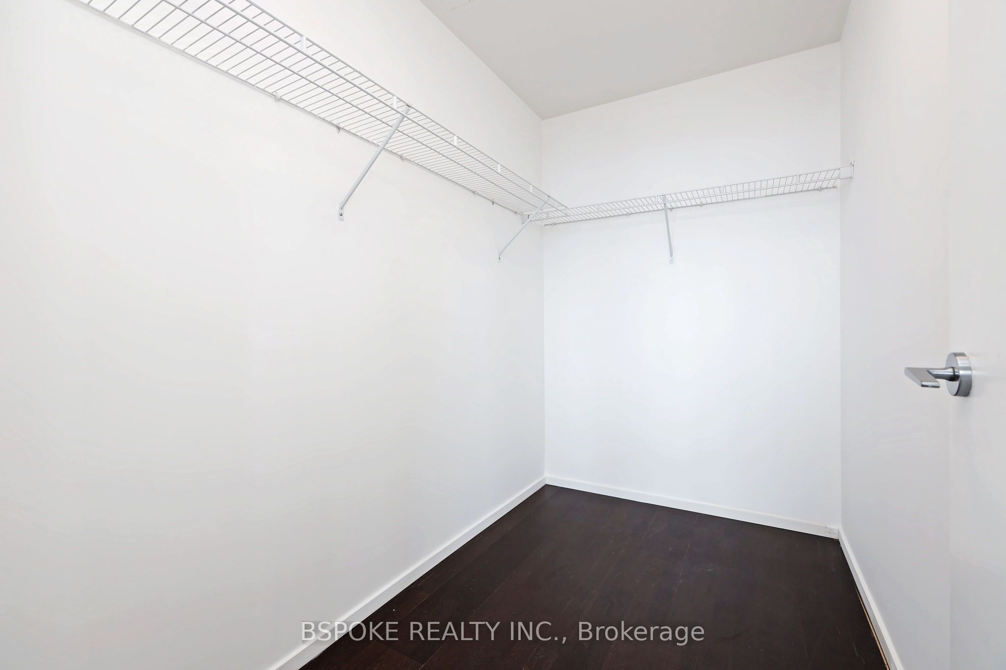 101 Charles Street E, #4402