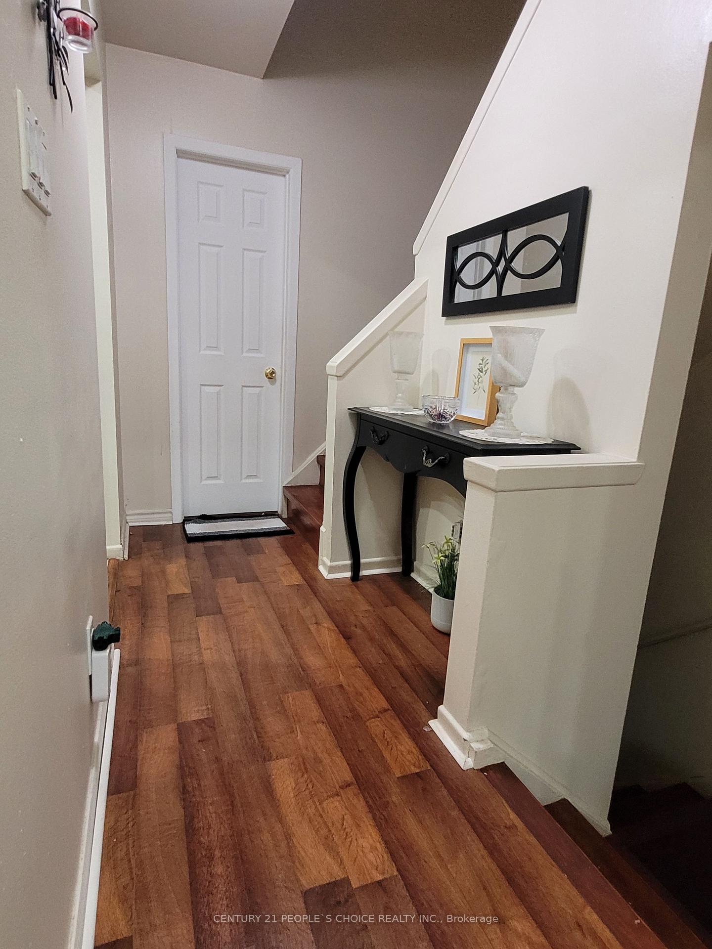 4 Bedrooms Condo at 96 Trailridge, Toronto For sale