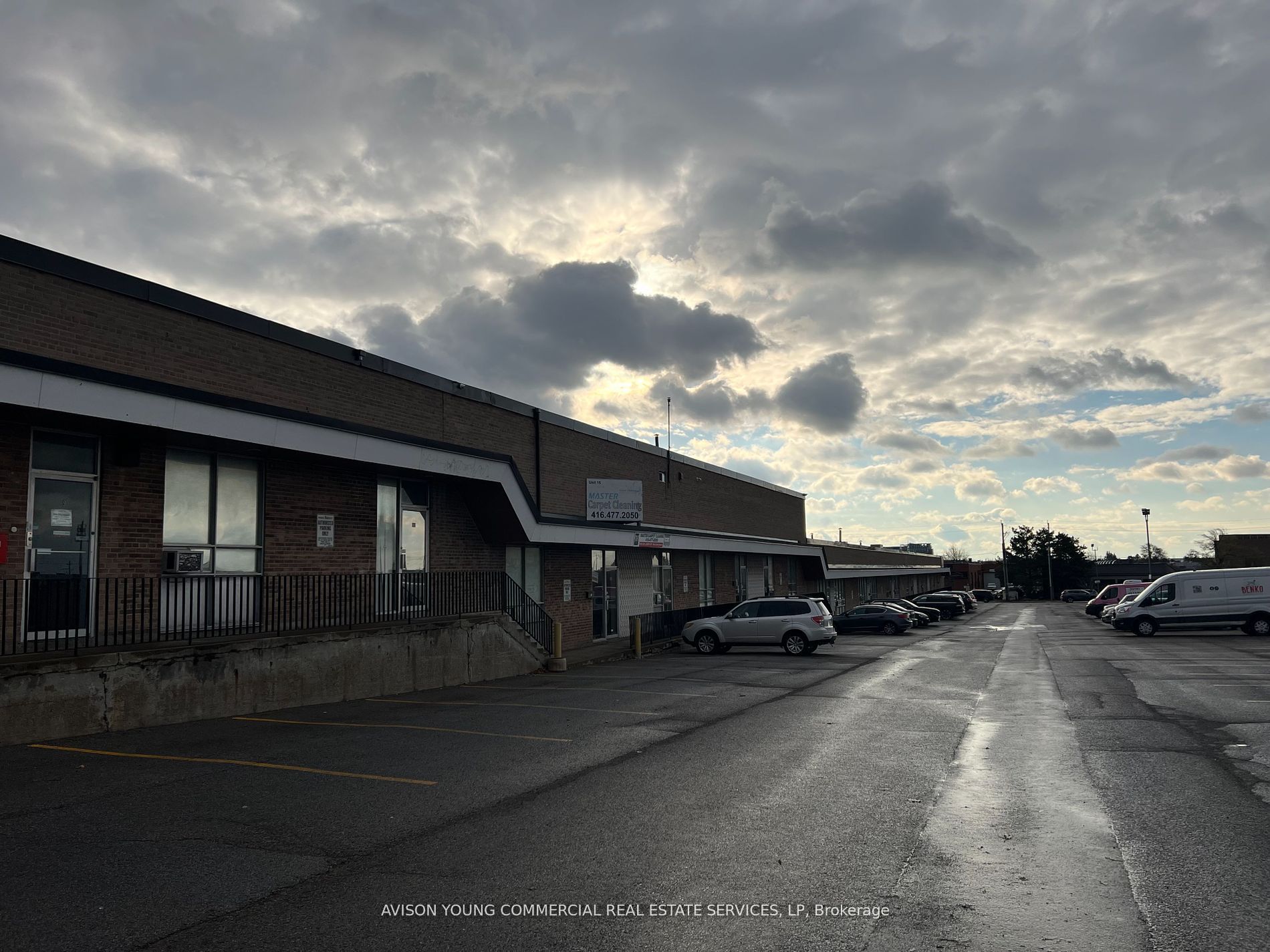 1111 Finch Avenue W, #39