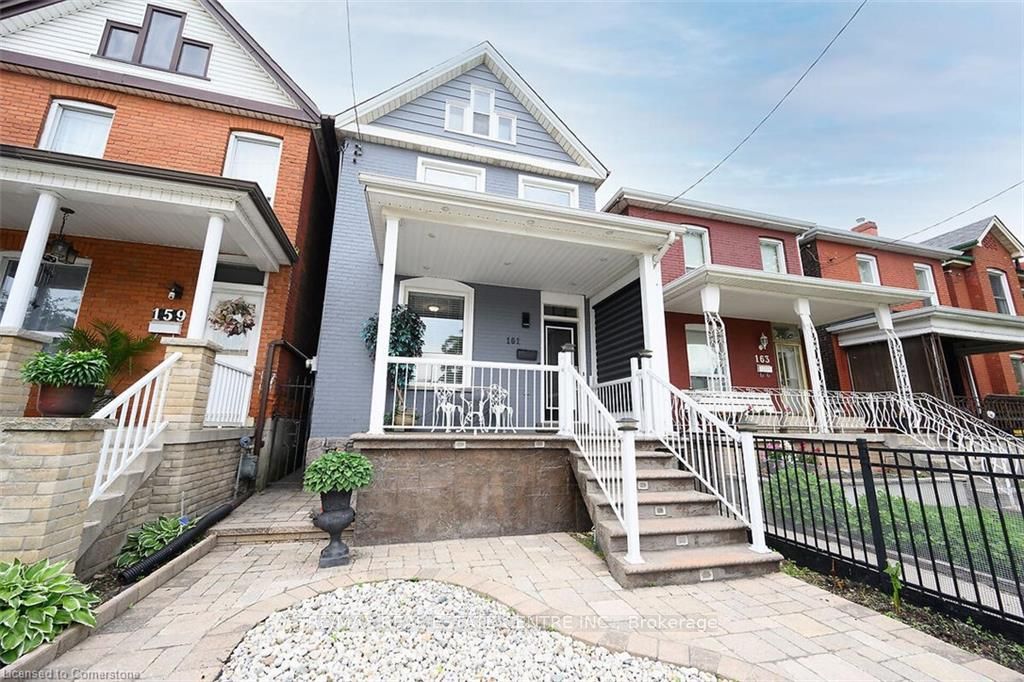 161 Oak Avenue