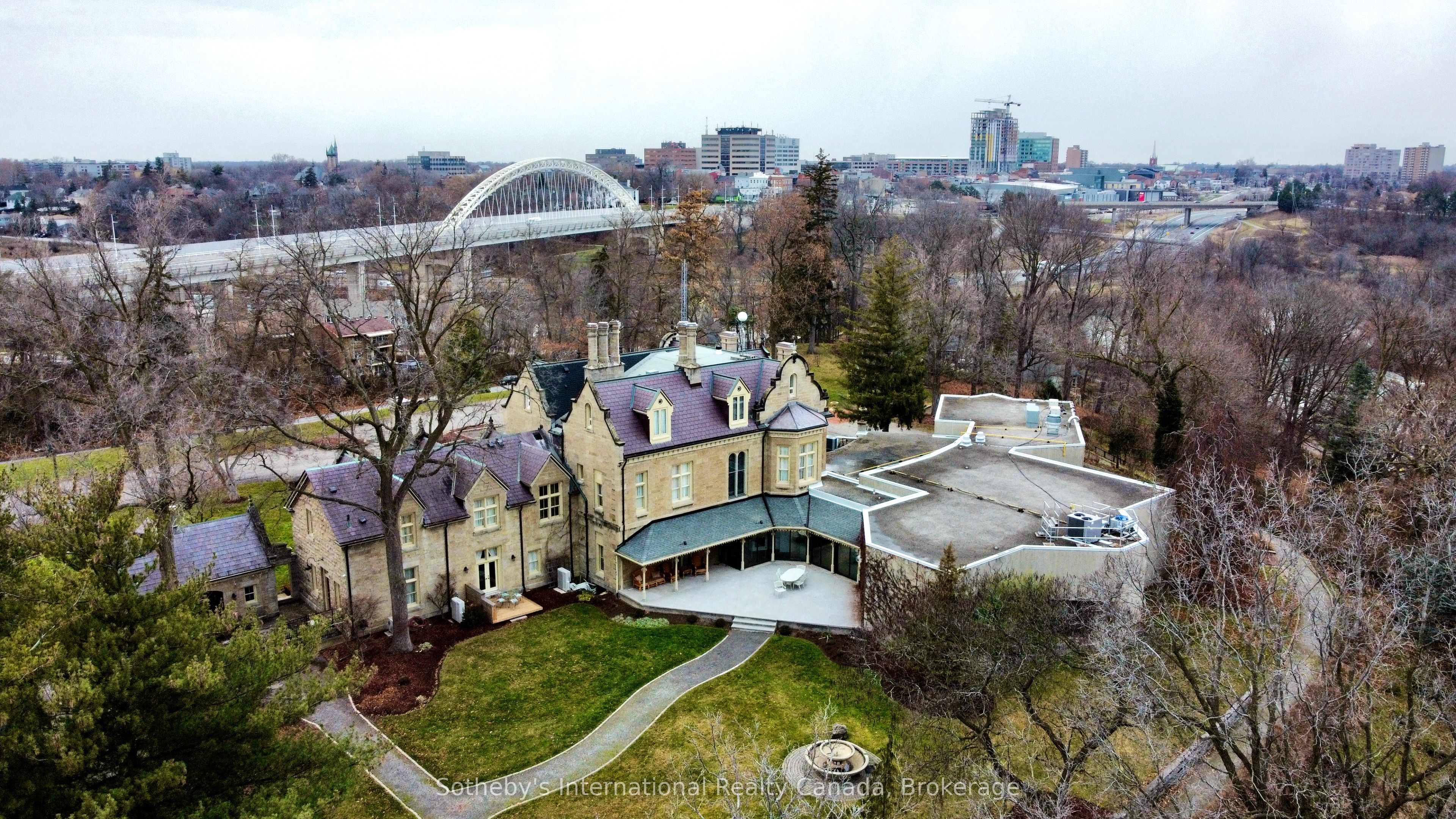 109 St. Paul Crescent
