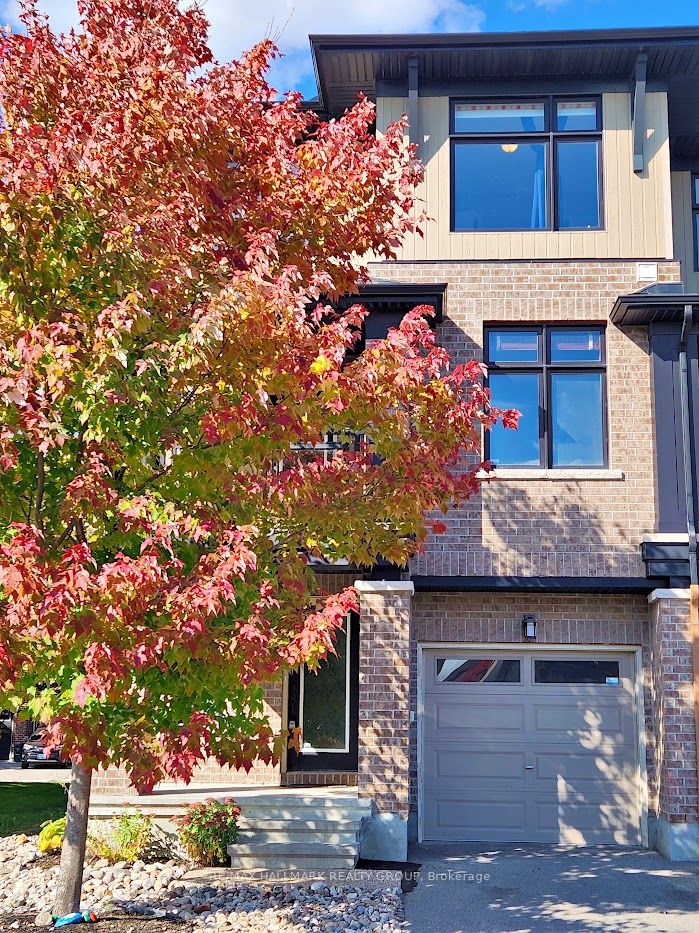 240 Leather Leaf Terrace, Barrhaven, ON K2J 5Z7