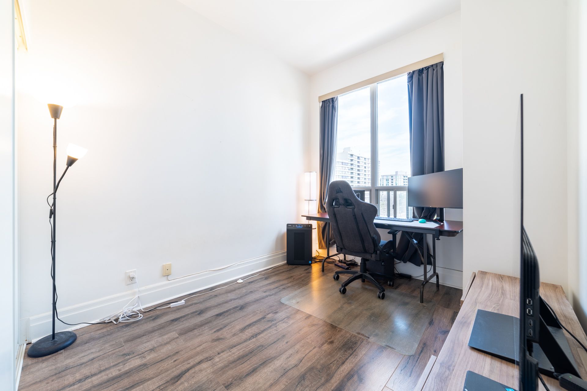 777 Steeles Avenue W LPH9