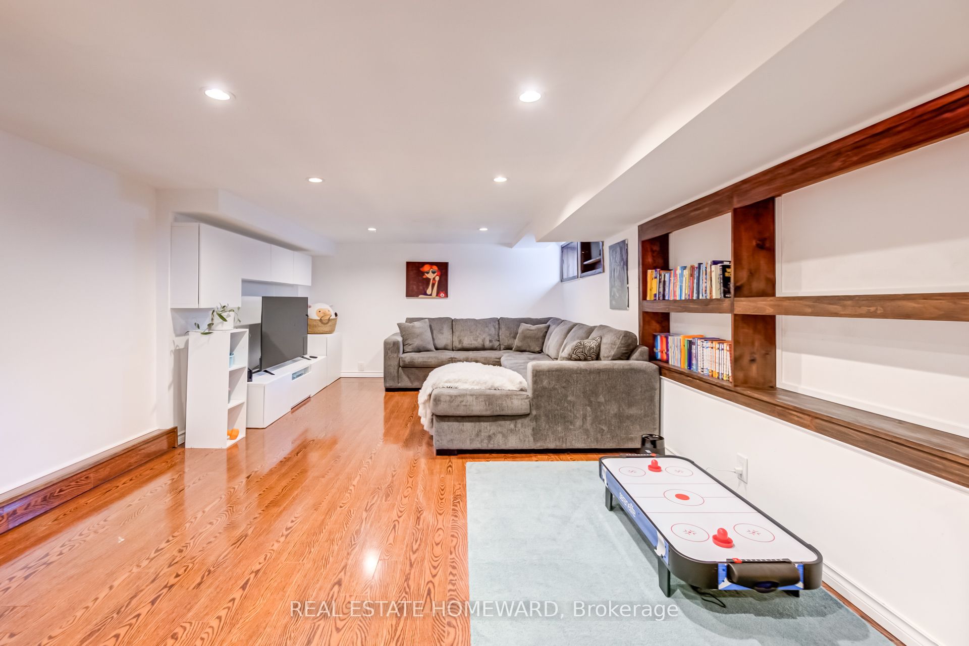 68 Wayland Avenue