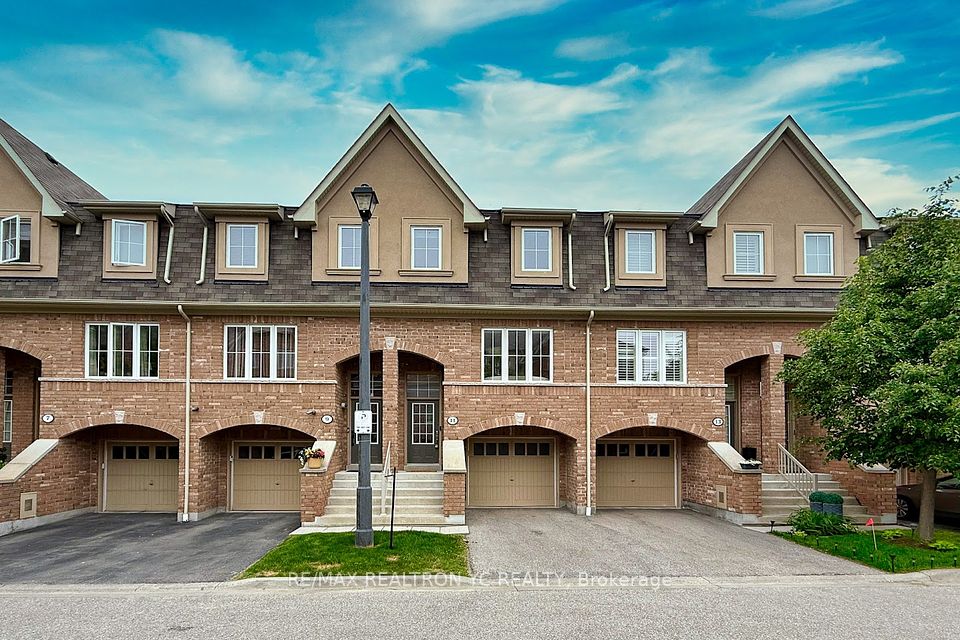 11 Reevesmere