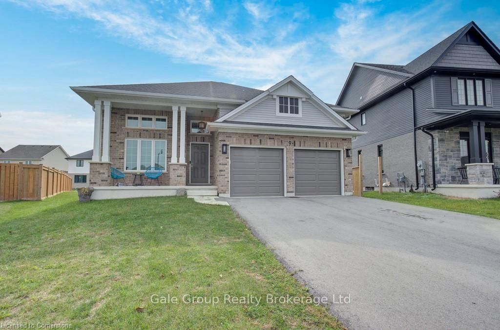 9 Clover Circle, St. Thomas, ON N5R 0J3