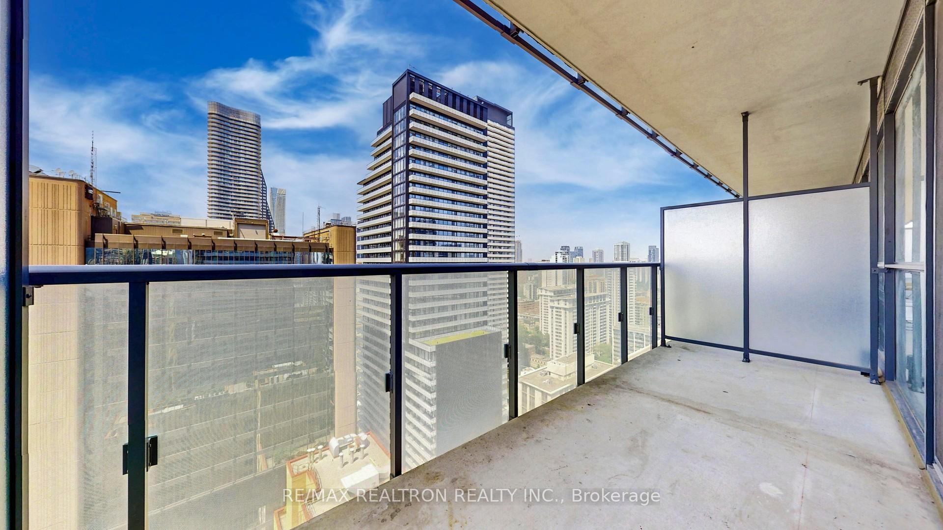 Condo at 15 Grenville, Toronto For sale