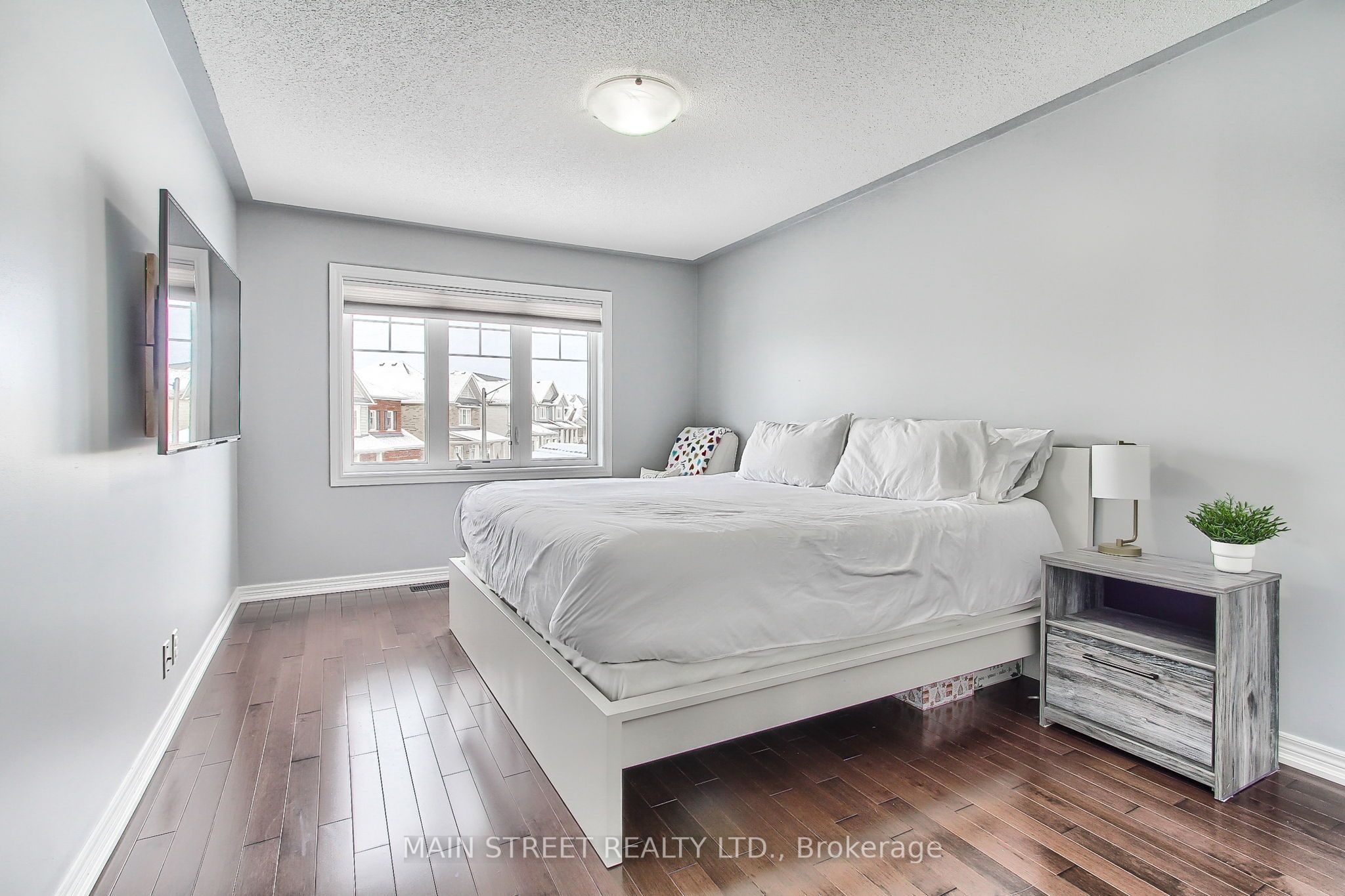 161 Blackwell Crescent