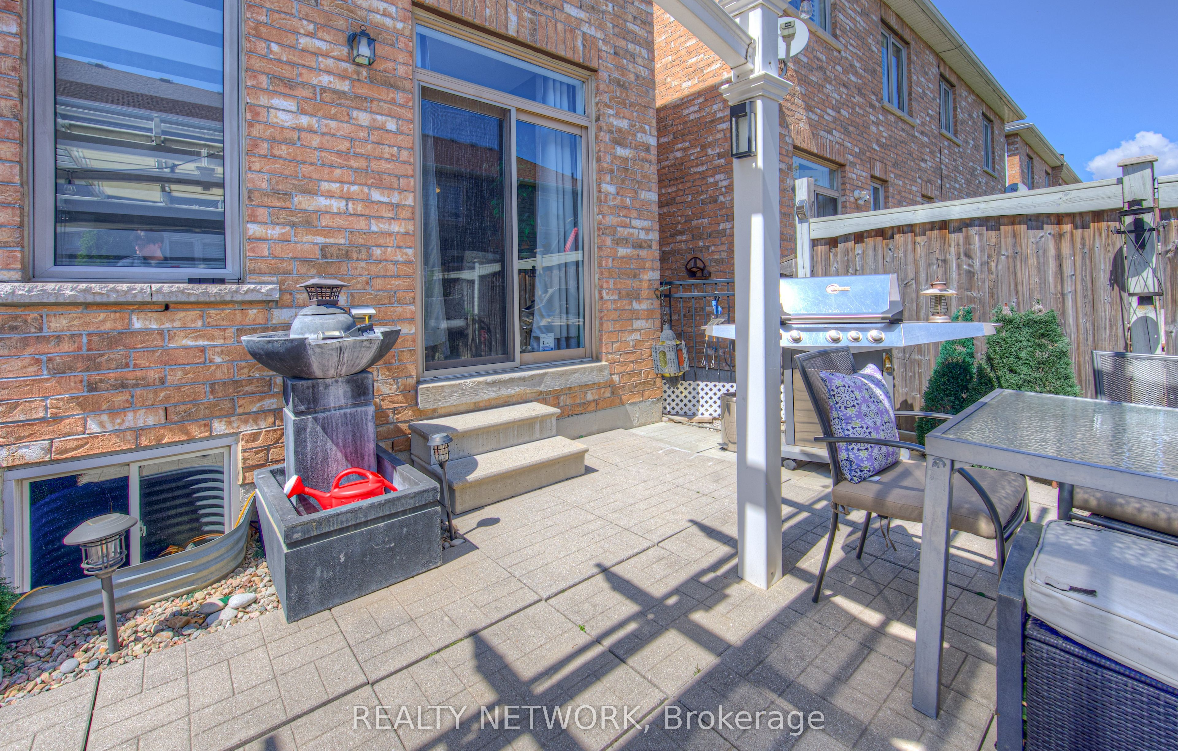 32 Forbes Terrace
