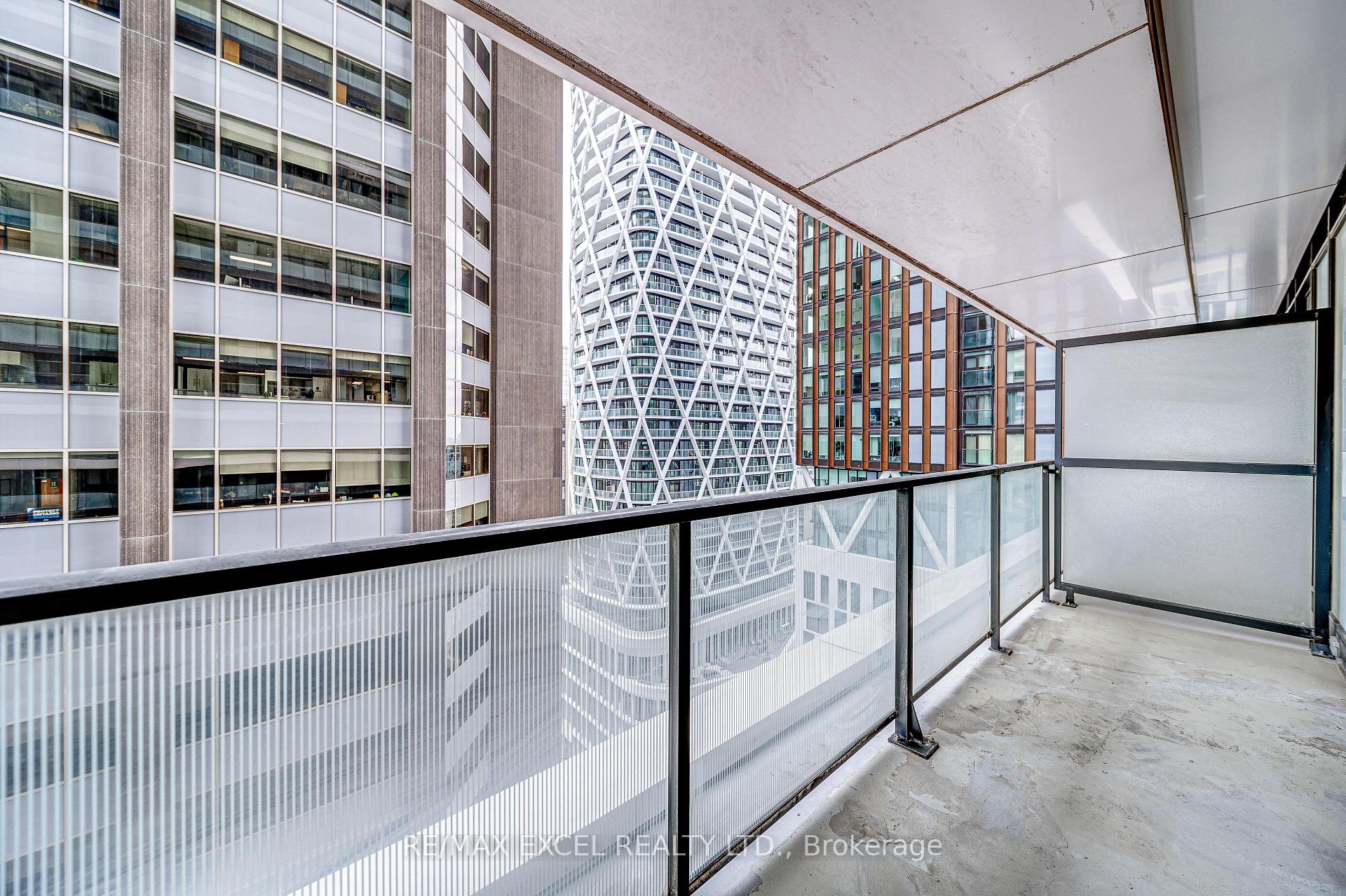 1 Bedroom Condo at 426 University,  Toronto For sale