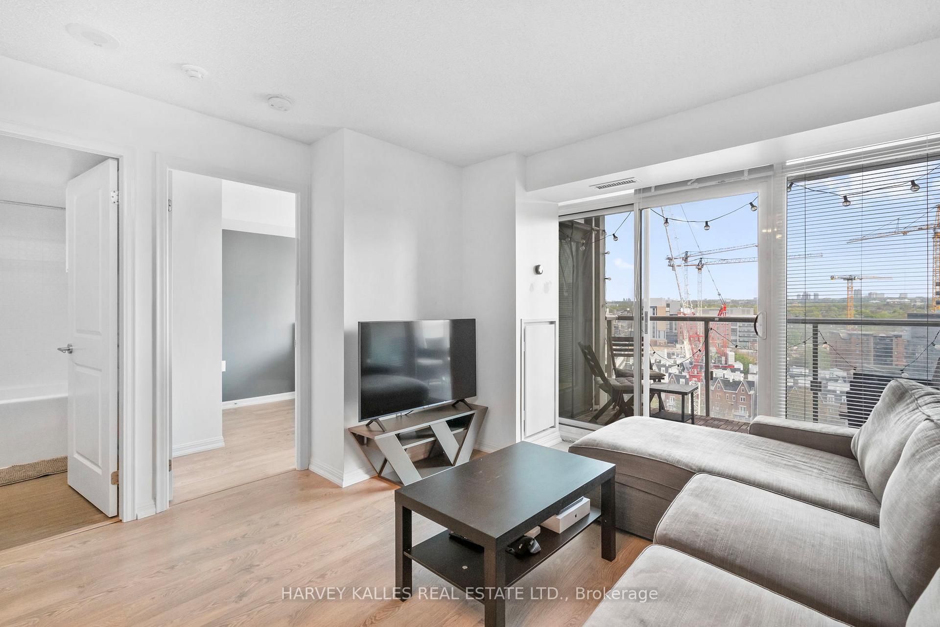 125 Western Battery Road 1316