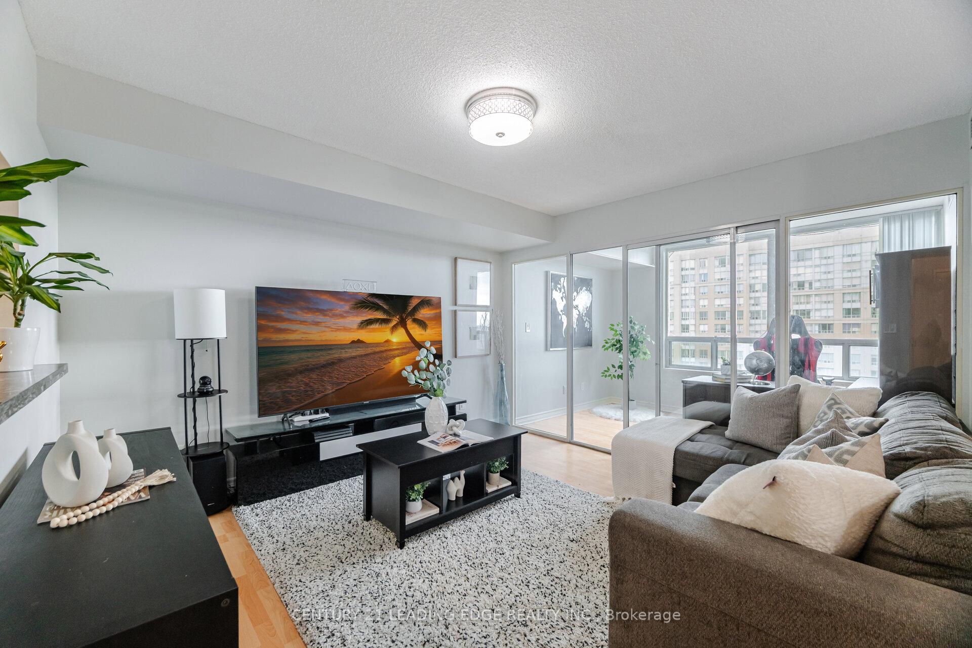 3 Bedrooms Condo at 68 Corporate, Toronto For sale