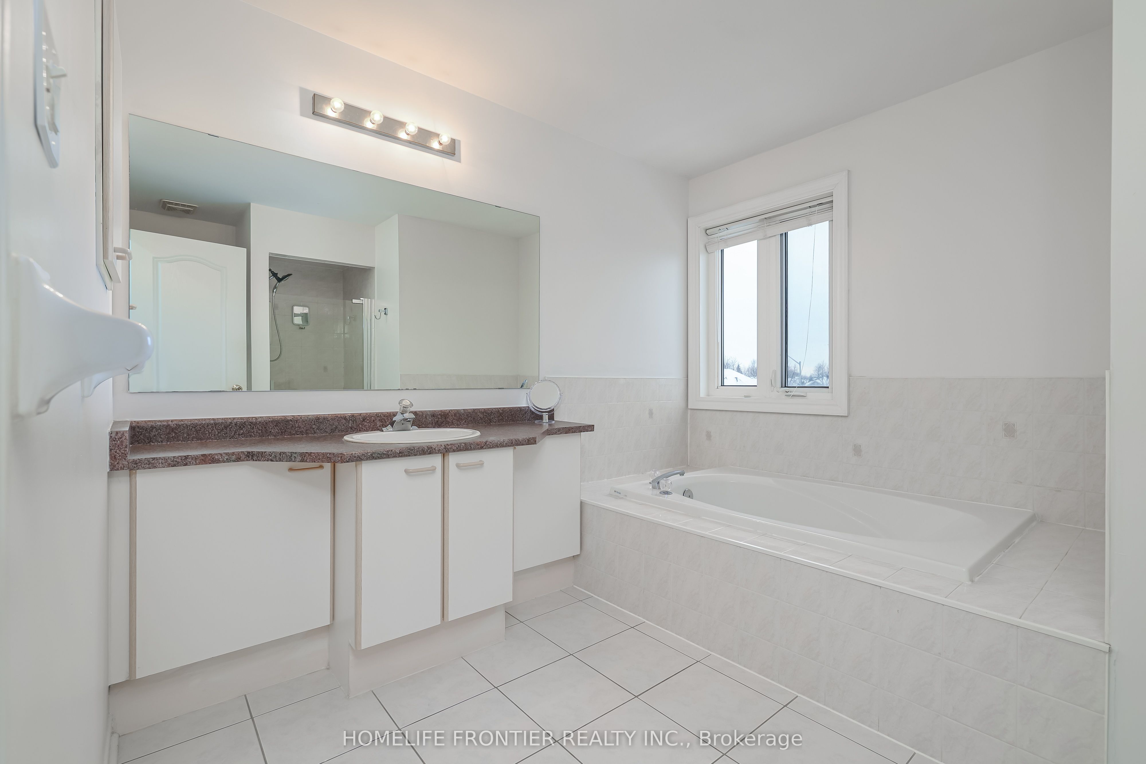 735 New Westminster Drive, #93