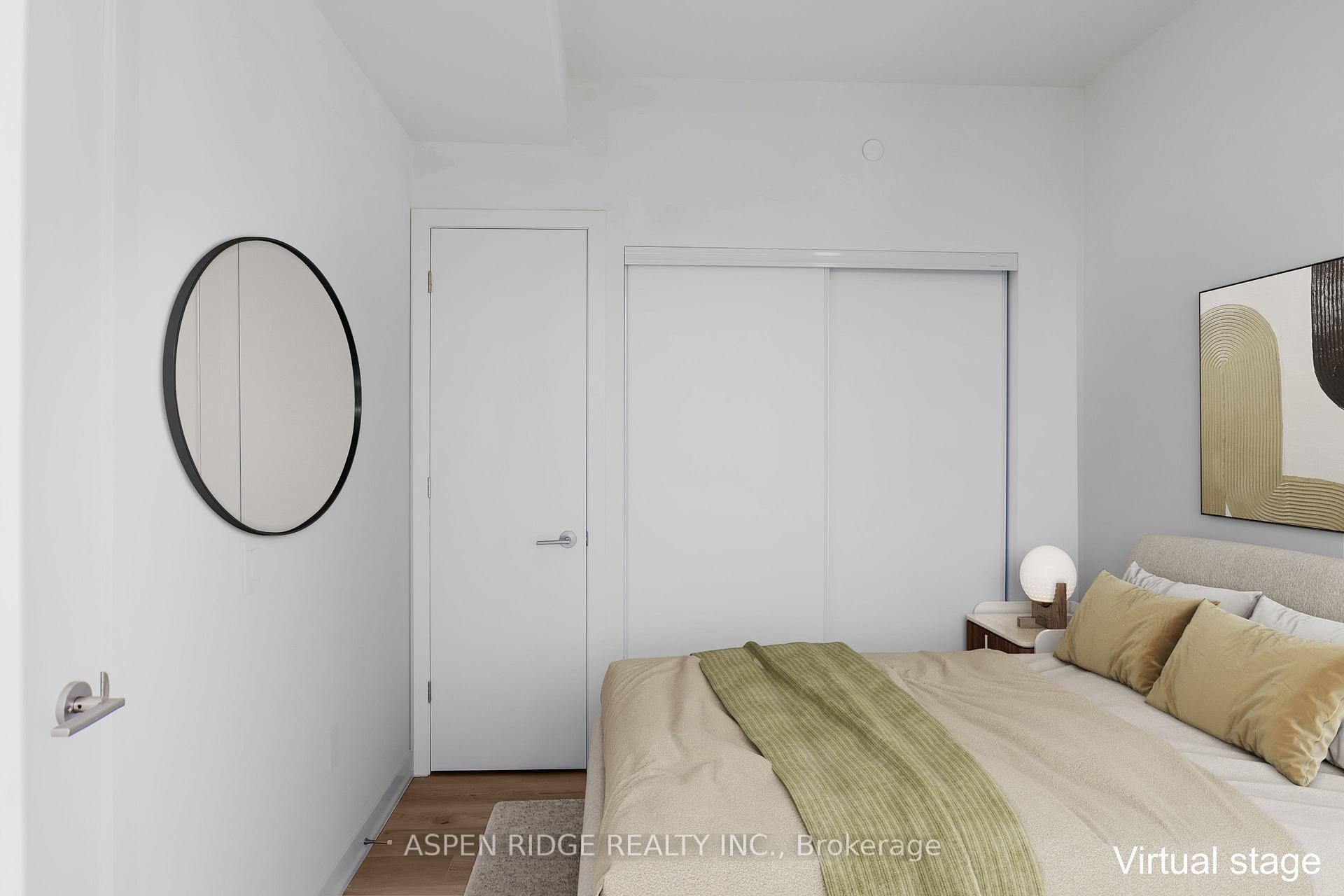 3 Bedrooms Condo at 9 Tecumseth,  Toronto For sale