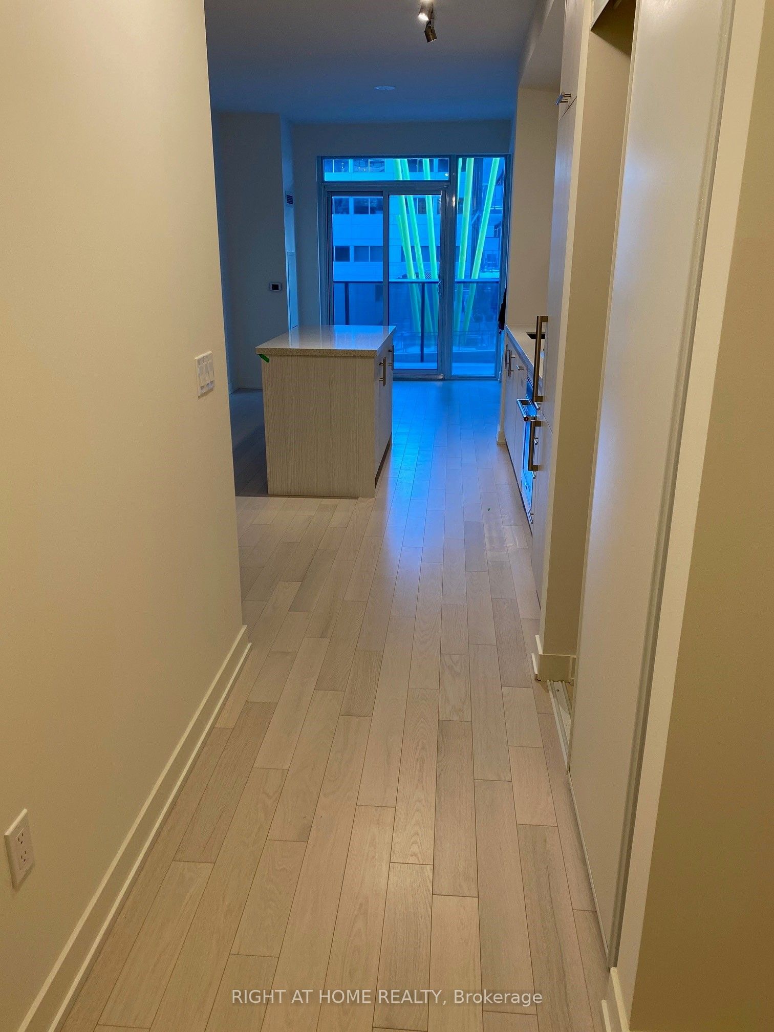 330 Richmond Street W, #Unit 901