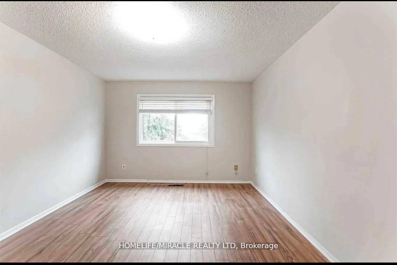 6900 Estoril Road, #Main Floor