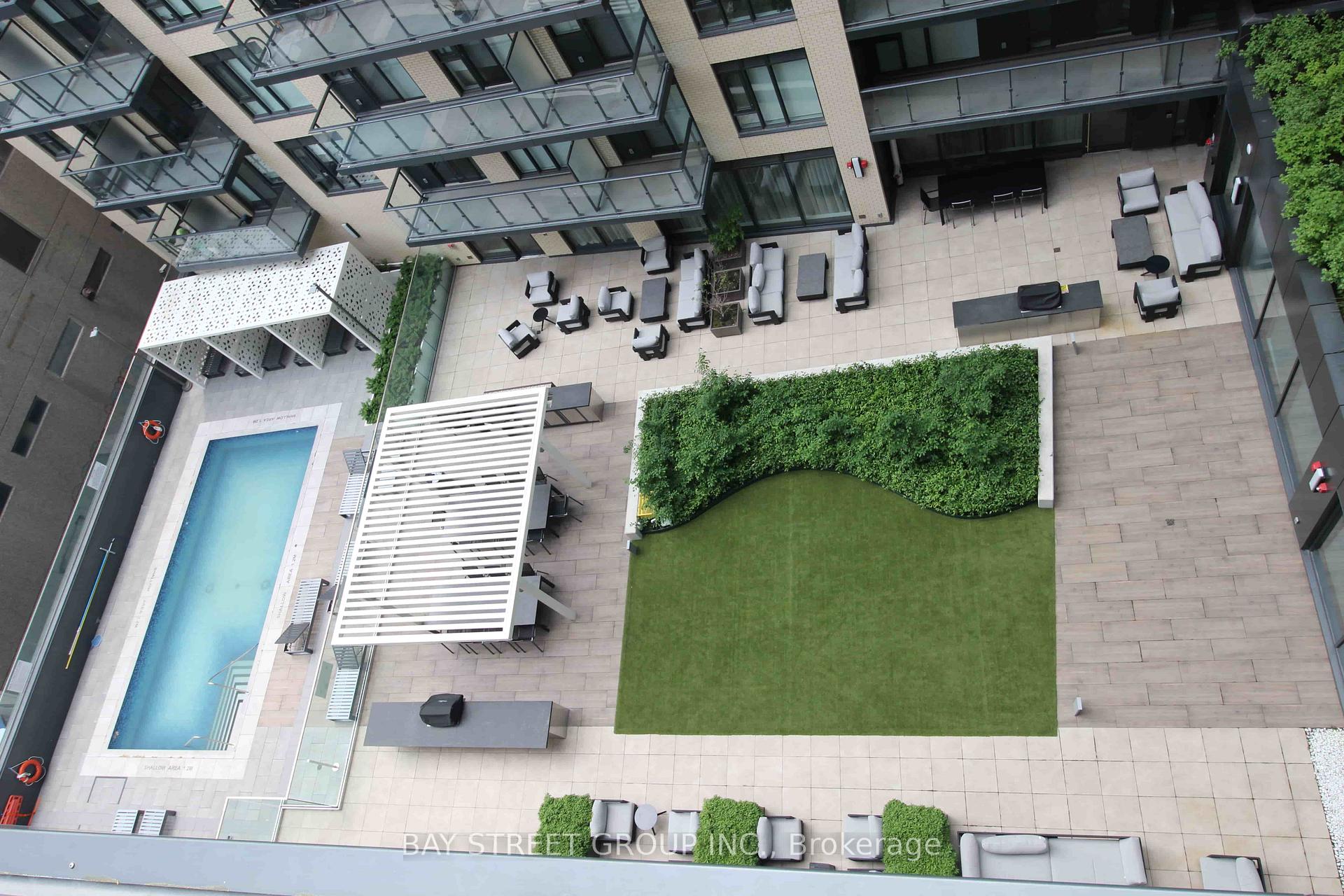 2 Bedrooms Condo at 543 Richmond, Toronto For sale