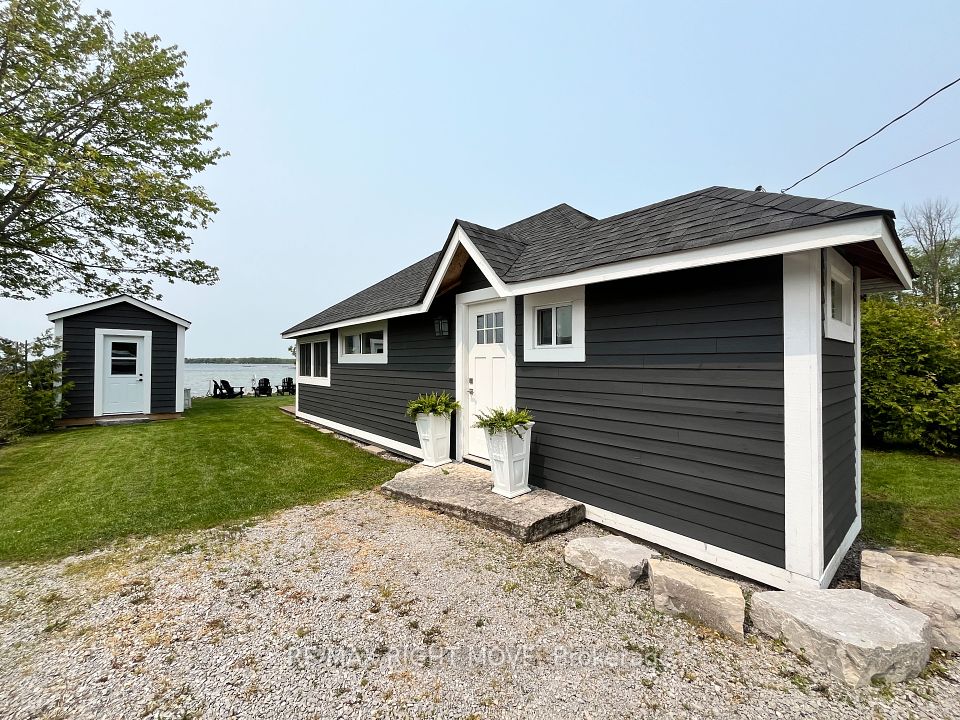 4458 Plum Point