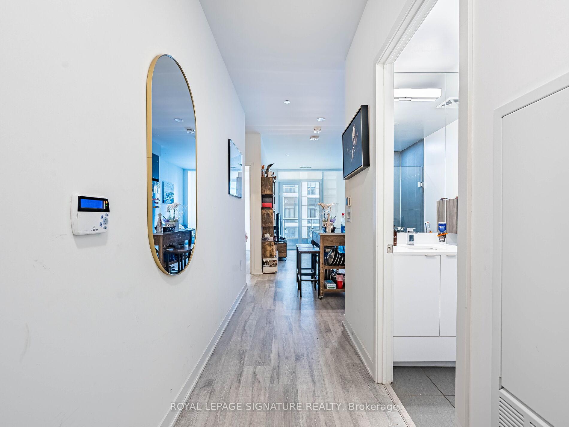 2 Bedrooms Condo at 60 Princess, Toronto For sale