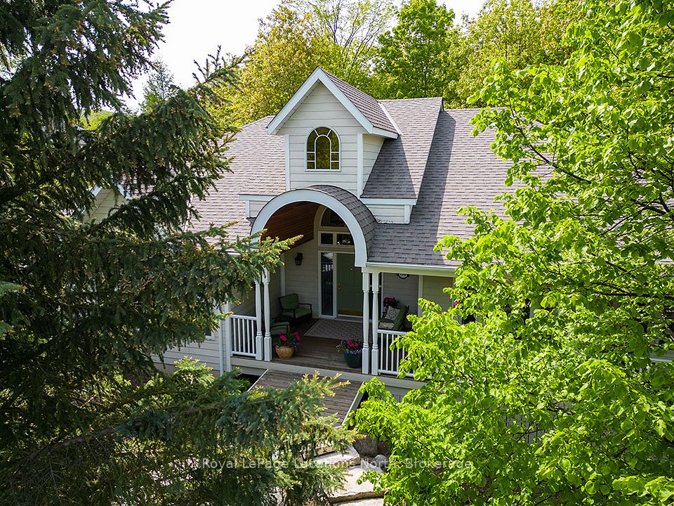 130 Davos Drive, Blue Mountains, ON L9Y 0S9