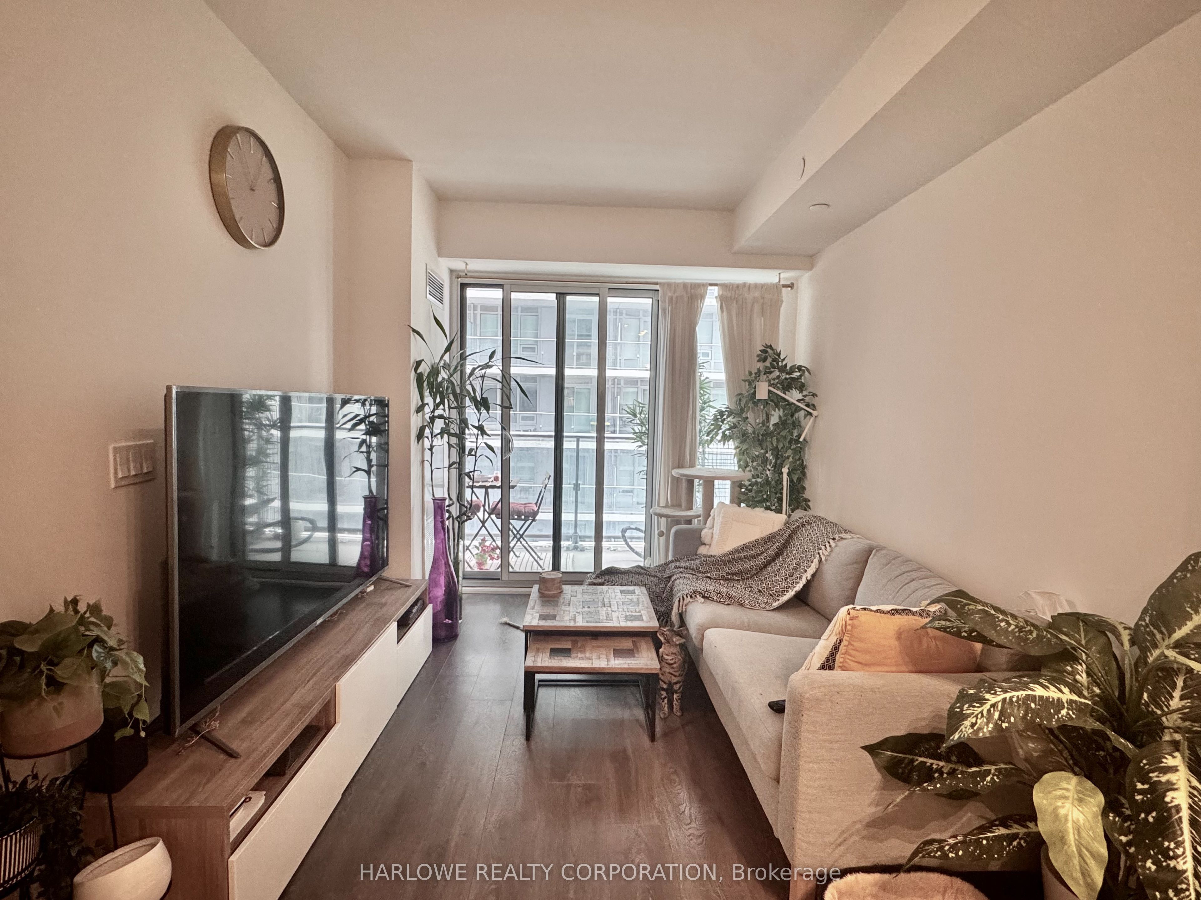 99 Broadway Avenue #1207 Nt, Toronto C10 Mount Pleasant West