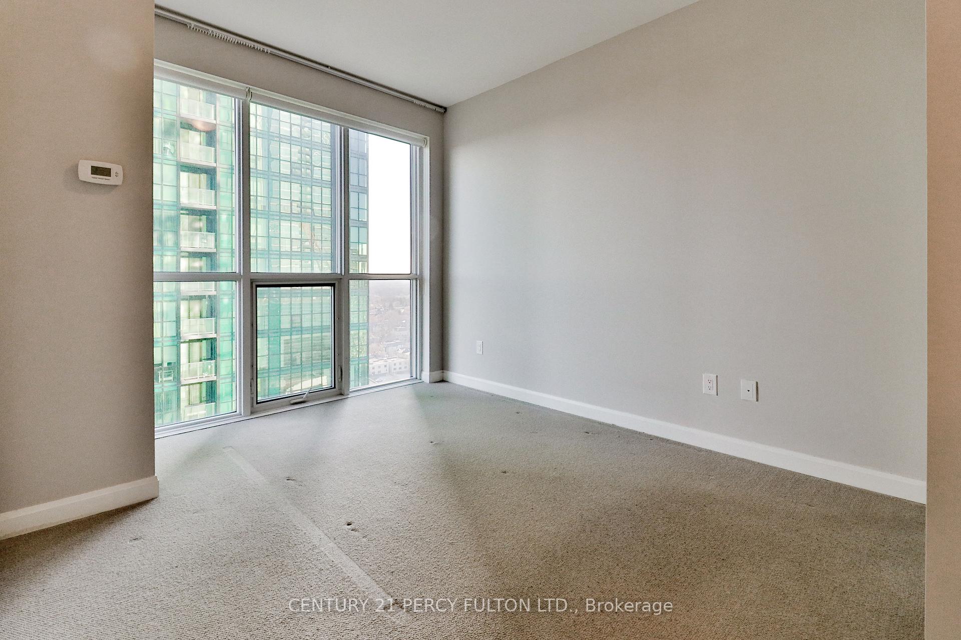 2 Bedrooms Condo at 9 Bogert, Toronto For sale