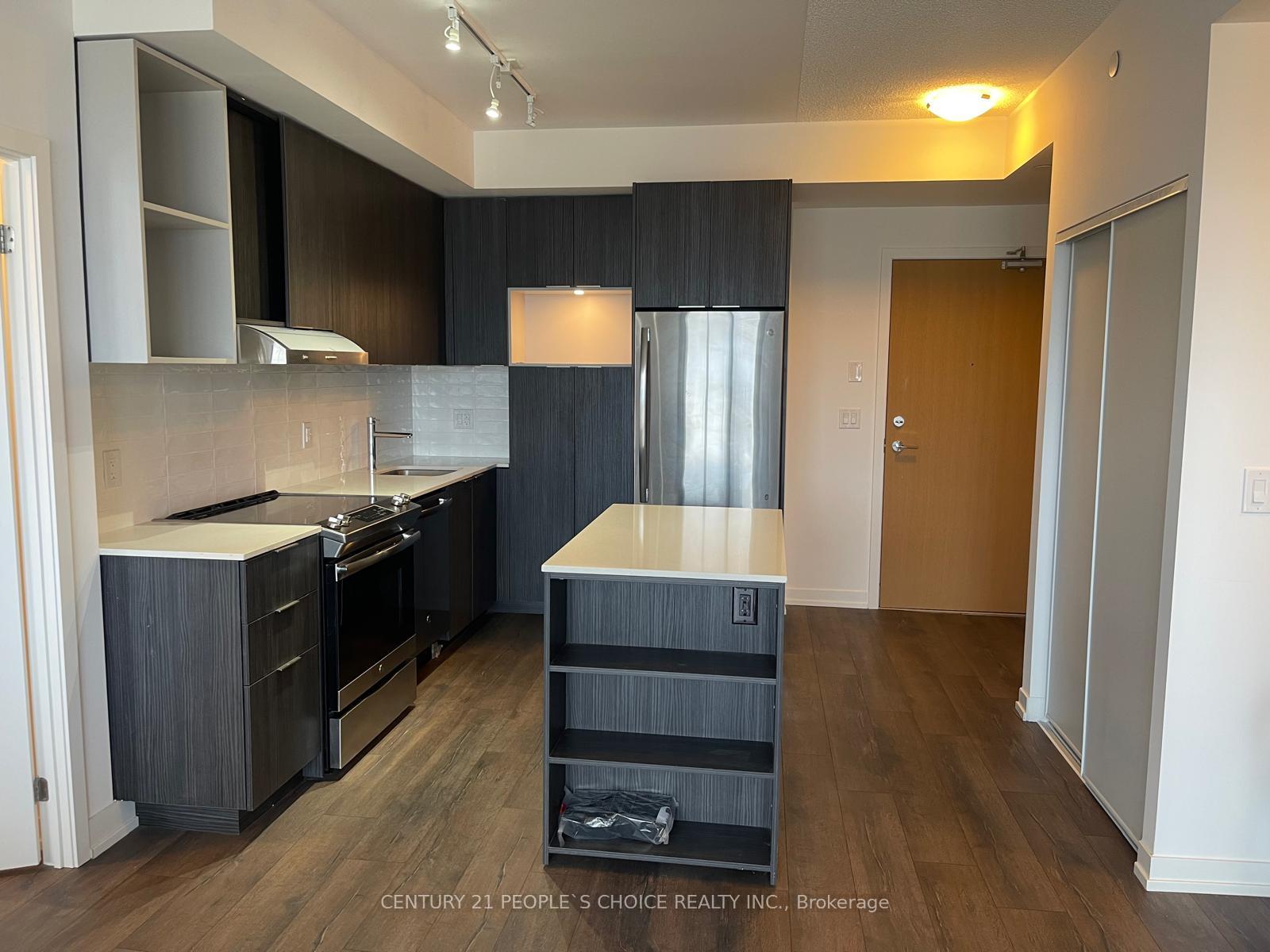 3 Bedrooms Condo at 2520 Eglinton, Mississauga For sale