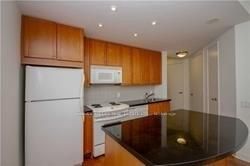 85 Bloor Street E 914