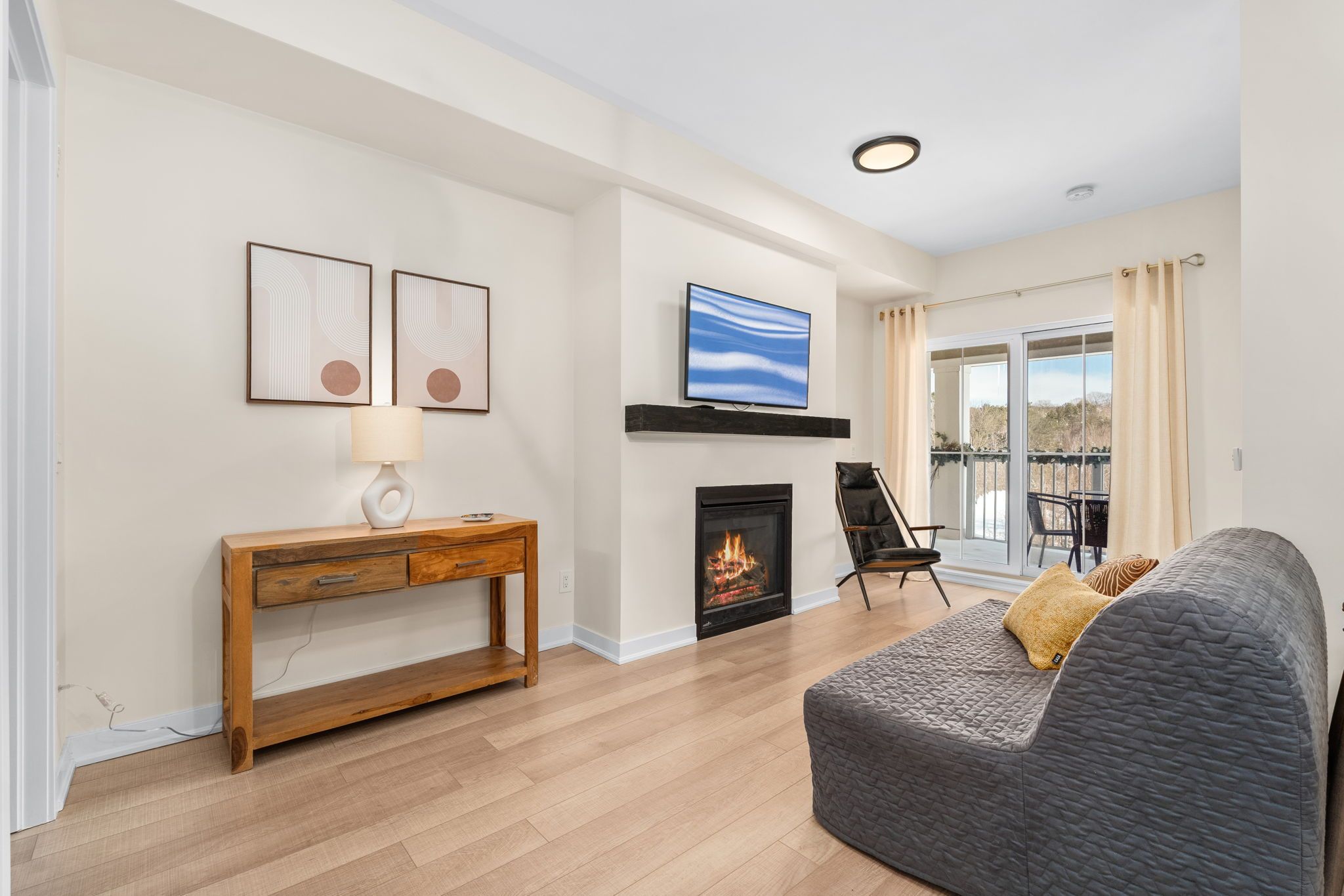 40 Horseshoe Boulevard 416