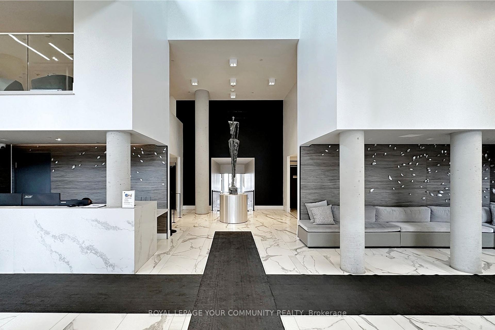 2 Bedrooms Condo at 2908 Highway 7, Vaughan For sale