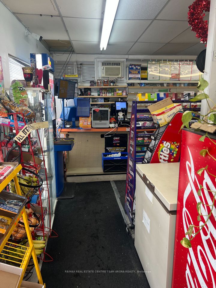 168 Bloor Street, Oshawa, ON L1J 1P7