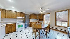 106 Kenwood Avenue UPPER