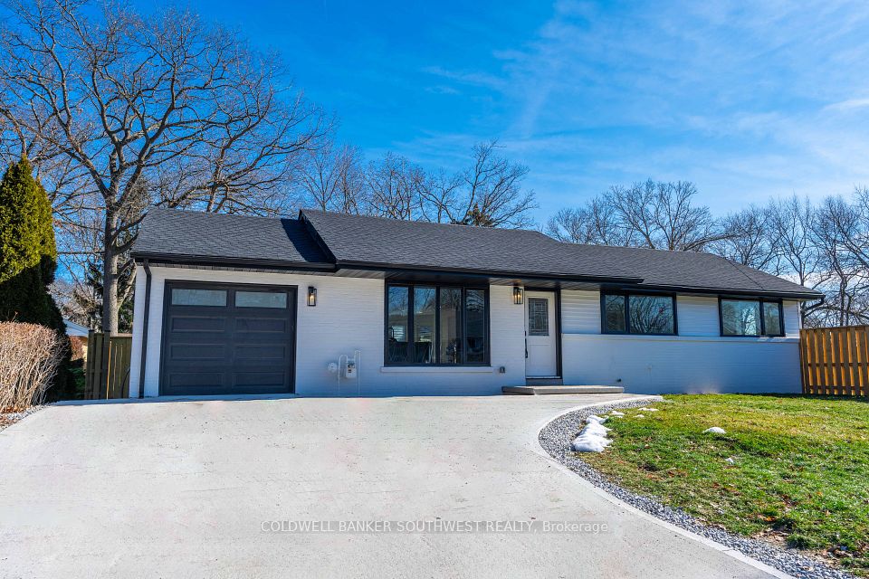 1566 Howston Avenue, Sarnia, ON N7V 3Y9