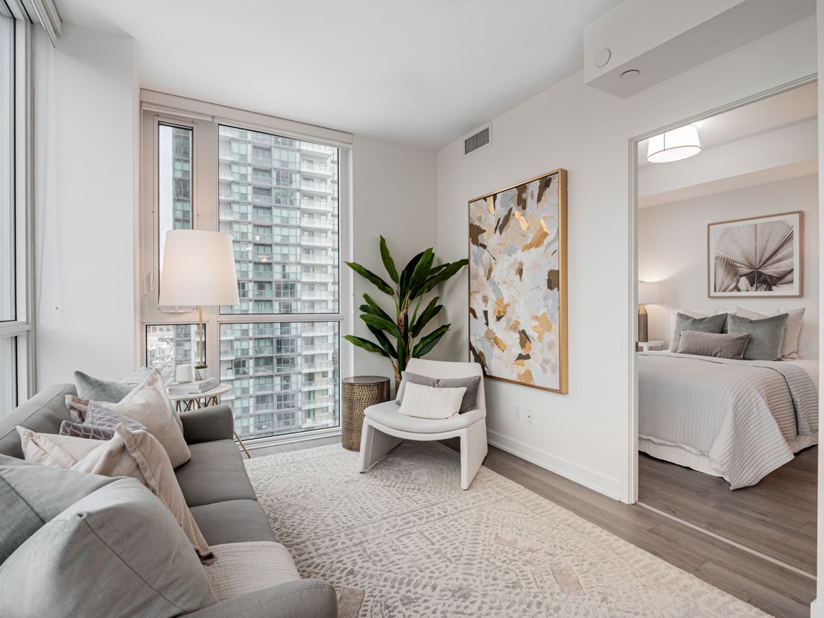 5180 Yonge Street 1107
