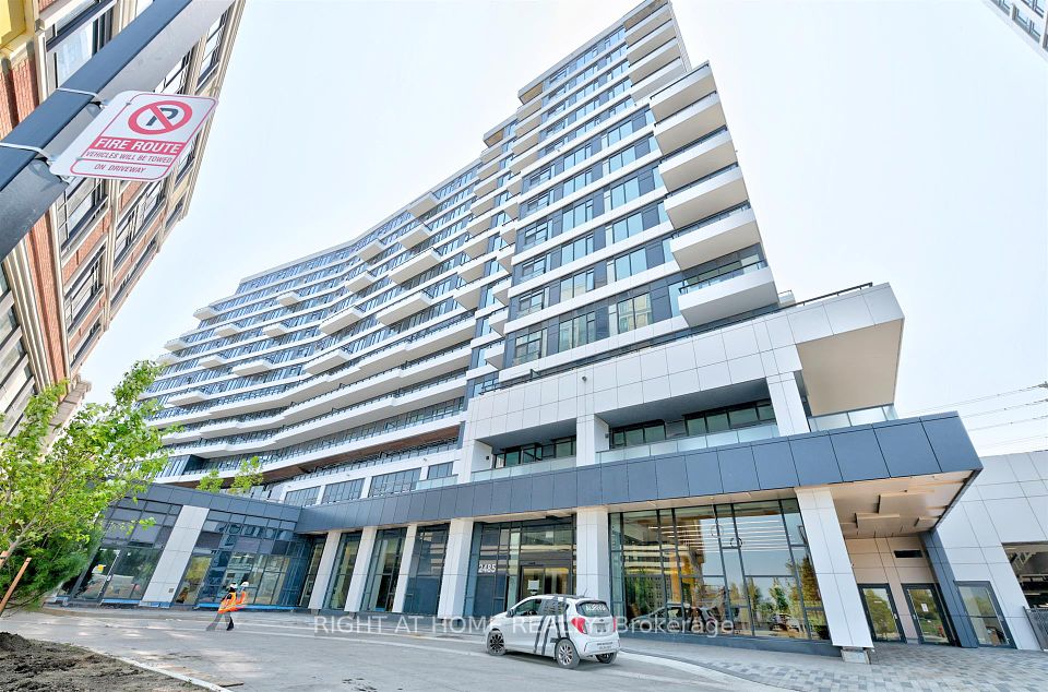 #818 - 2485 Eglinton Avenue, Mississauga, ON L5M 2T1