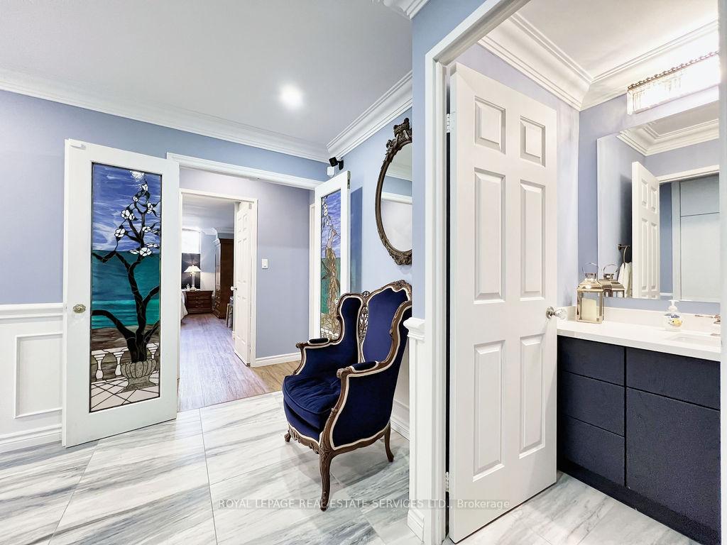 3 Bedrooms Condo at 5444 Yonge, Toronto For sale