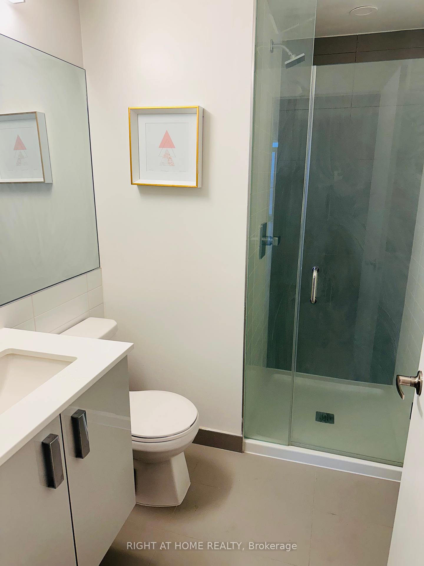 2 Bedrooms Condo at 30 GIBBS, Toronto For sale