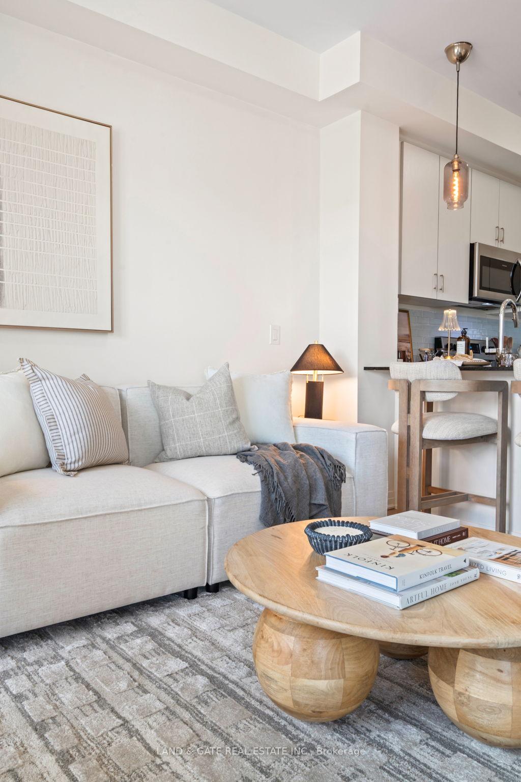 1 Bedroom Condo at 128 Grovewood, Oakville For sale