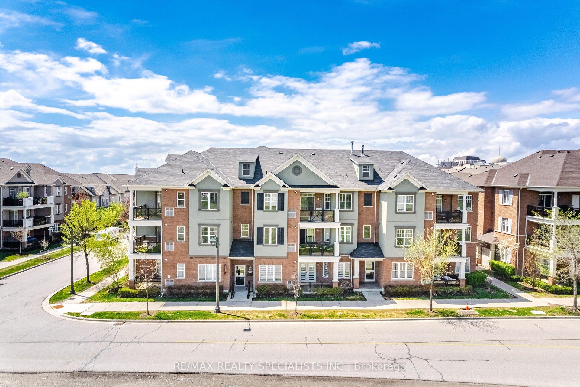 2 Bedrooms Condo at 2326 TAUNTON, Oakville For sale