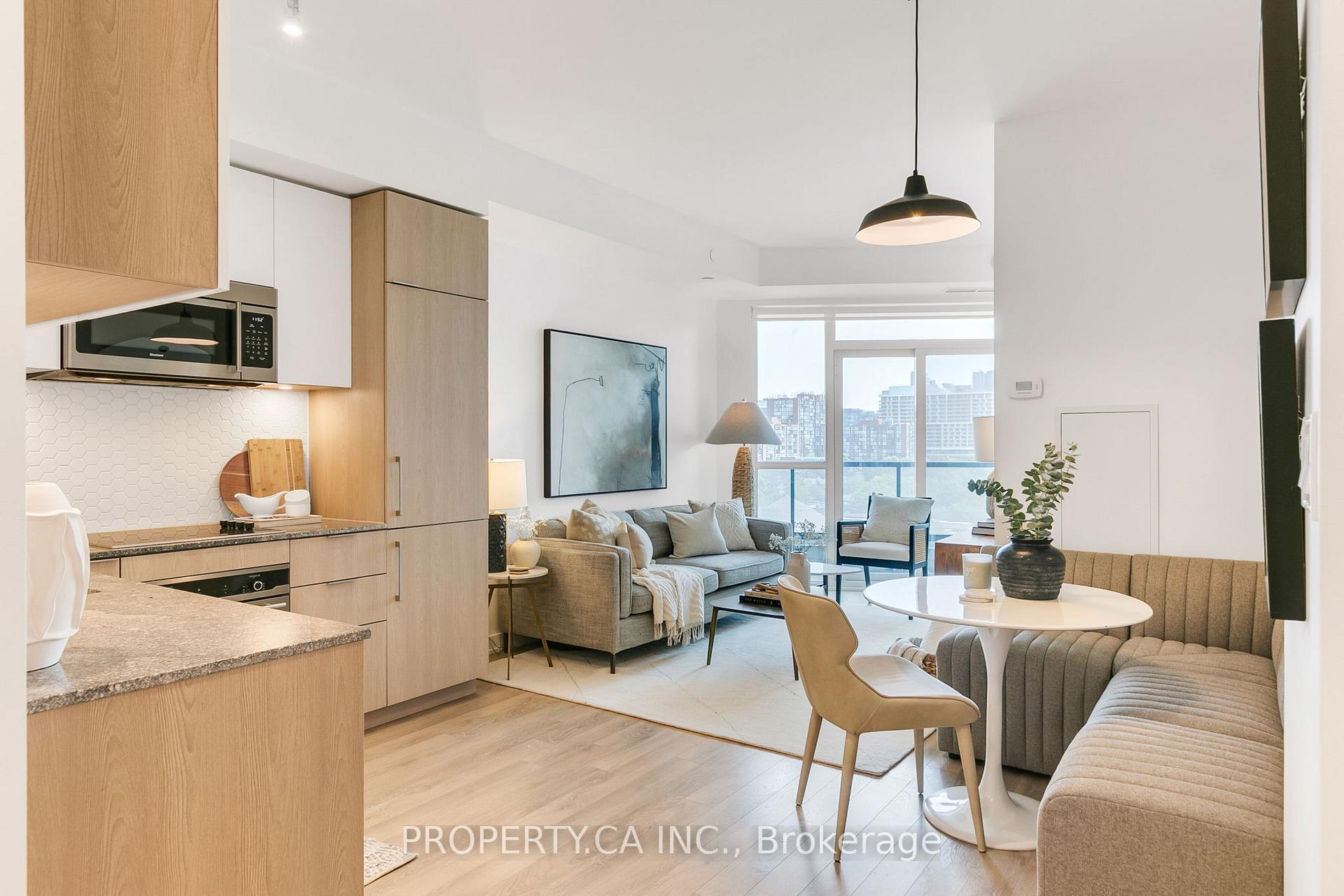 2 Bedrooms Condo at 50 Ordnance, Toronto For sale
