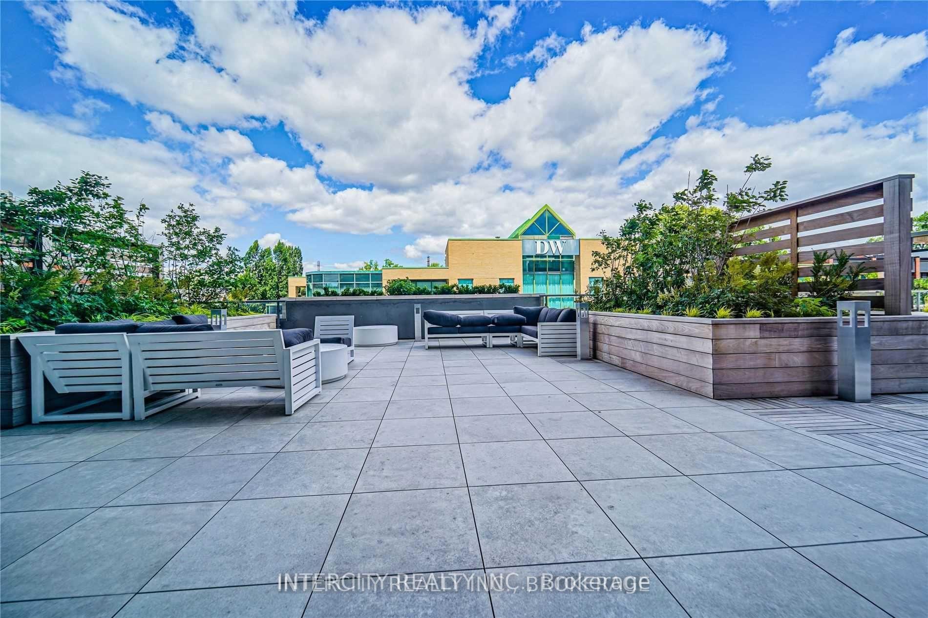 3 Bedrooms Condo at 181 Bedford, Toronto For sale